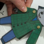 Pantin « Souris au manteau vert », instructions de montage